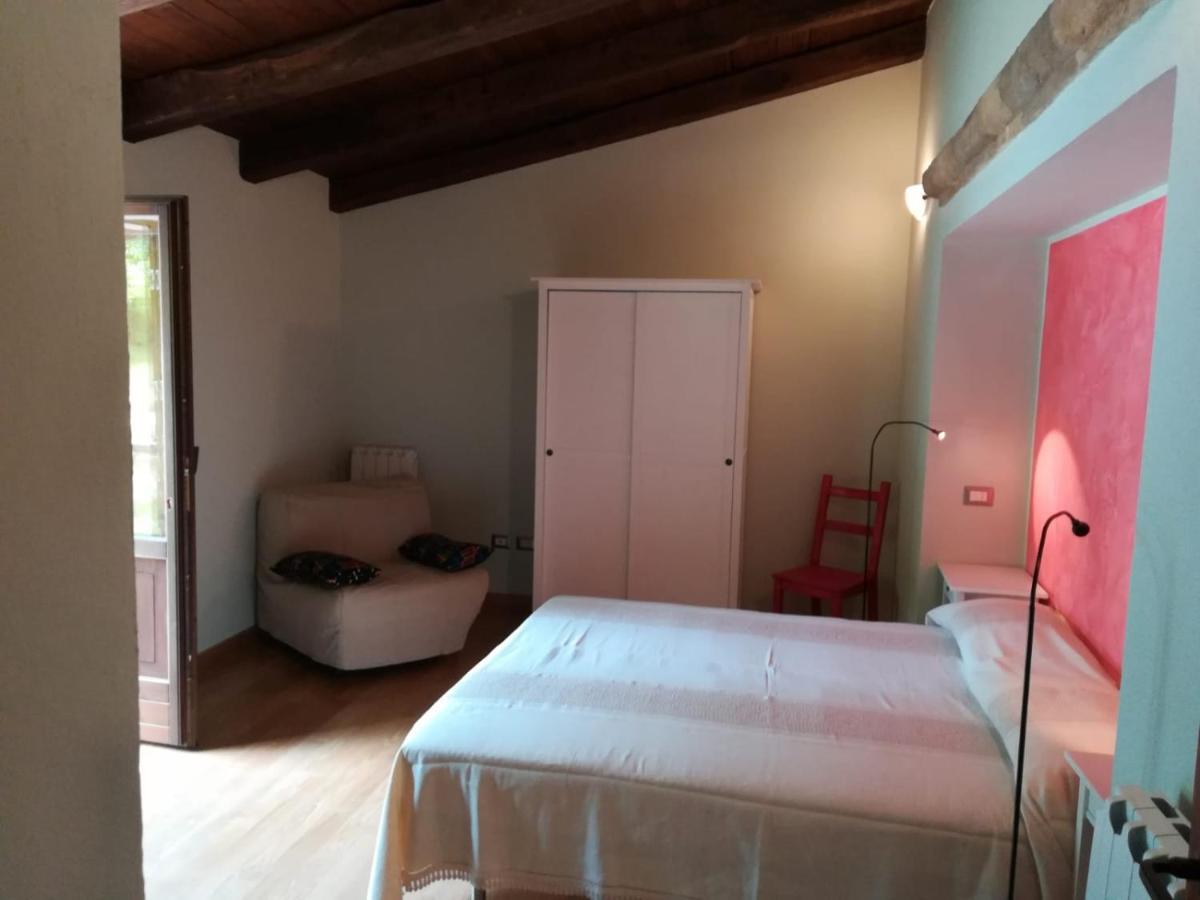 Bed and Breakfast La Colombaia à Cascia Extérieur photo